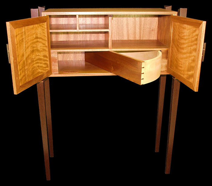 Inspiration Cabinet Open